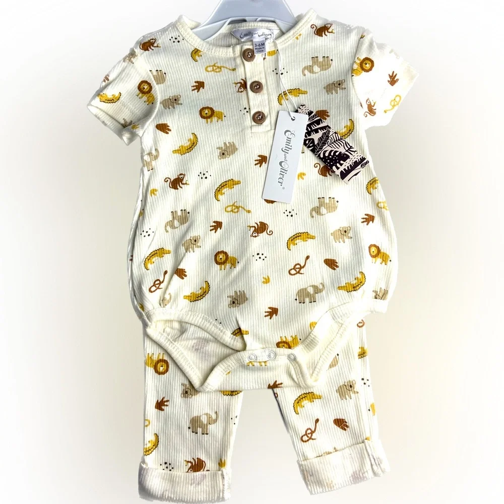 NWT 3 piece set Safari Cute Cotton Onesie matching leggings & cap